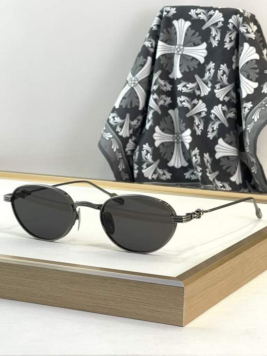 Picture of Chrome Hearts Sunglasses _SKUfw76161662fw